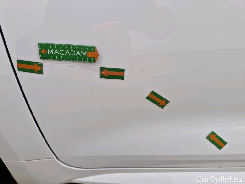  Toyota  Corolla TOYOTA  / 2018 / 5P / Berline Hybride 184h Dynamic Business Stage Acad #69