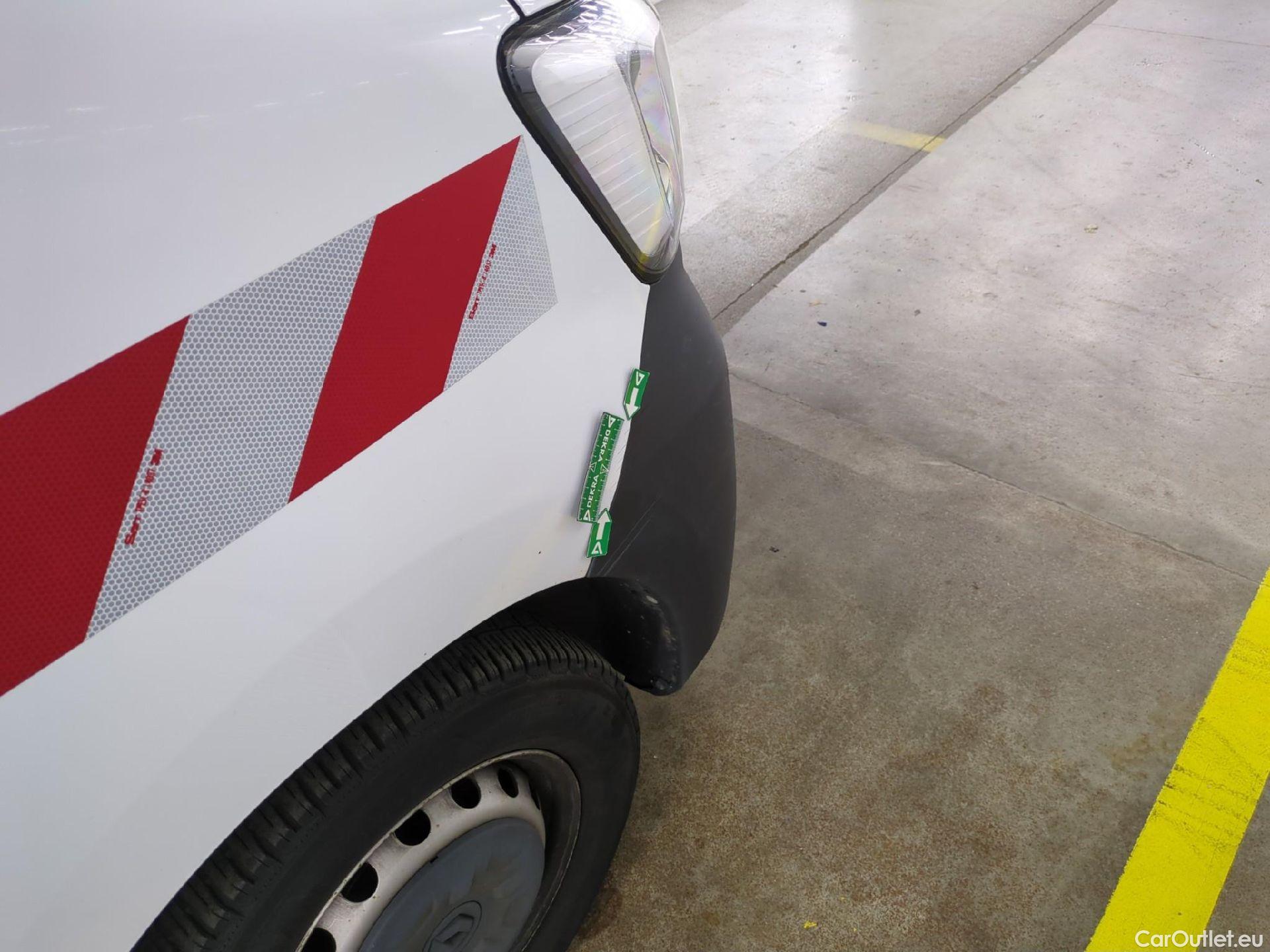  Renault  Master  III Fourgon L3H2 3 5 Grand Confort dCi 135CV BVM6 E6dT #33