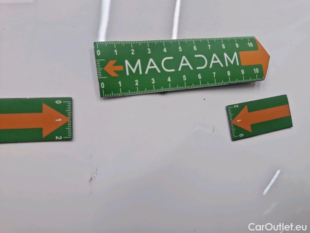  Toyota  Corolla TOYOTA  / 2018 / 5P / Berline Hybride 184h Dynamic Business Stage Acad #13