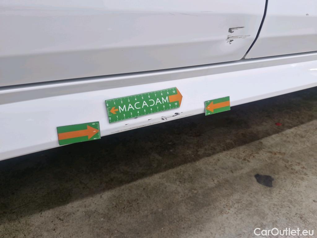  Toyota  Corolla TOYOTA  / 2018 / 5P / Berline Hybride 184h Dynamic Business Stage Acad #54