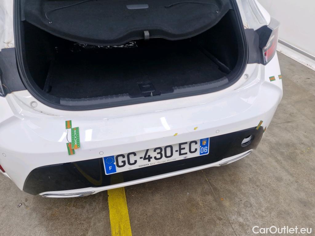  Toyota  Corolla TOYOTA  / 2018 / 5P / Berline Hybride 184h Dynamic Business Stage Acad #41