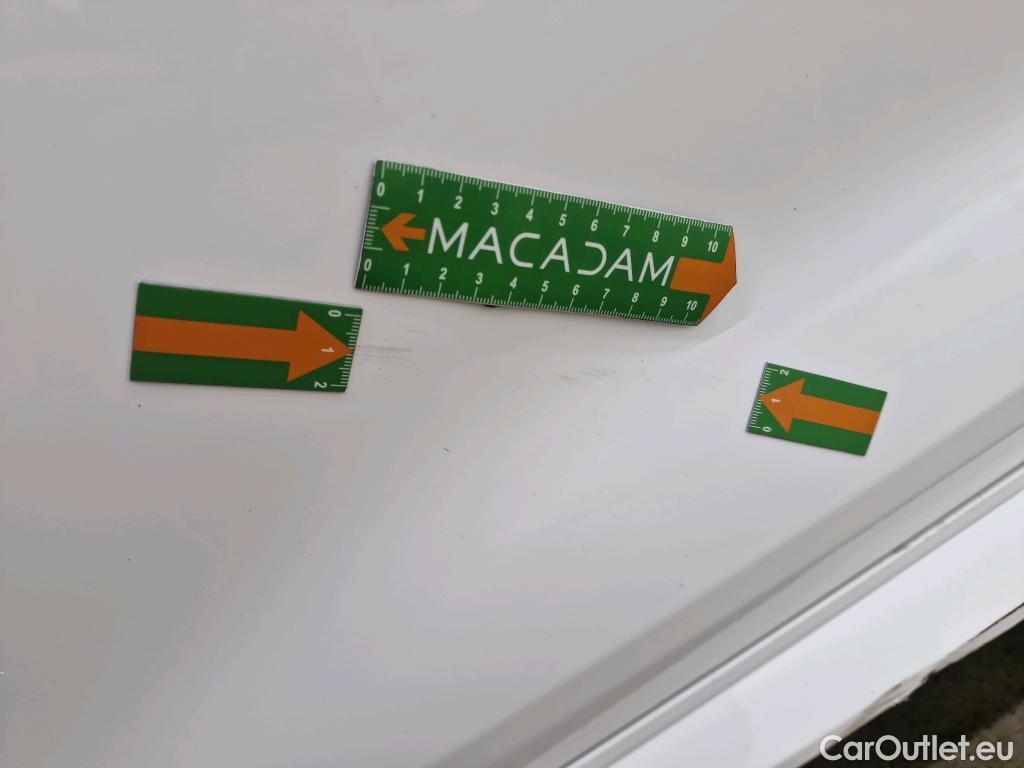  Toyota  Corolla TOYOTA  / 2018 / 5P / Berline Hybride 184h Dynamic Business Stage Acad #71