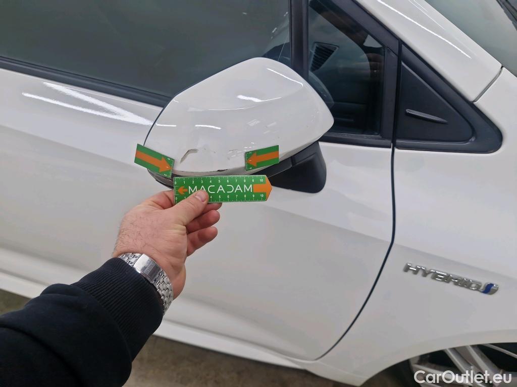  Toyota  Corolla TOYOTA  / 2018 / 5P / Berline Hybride 184h Dynamic Business Stage Acad #58