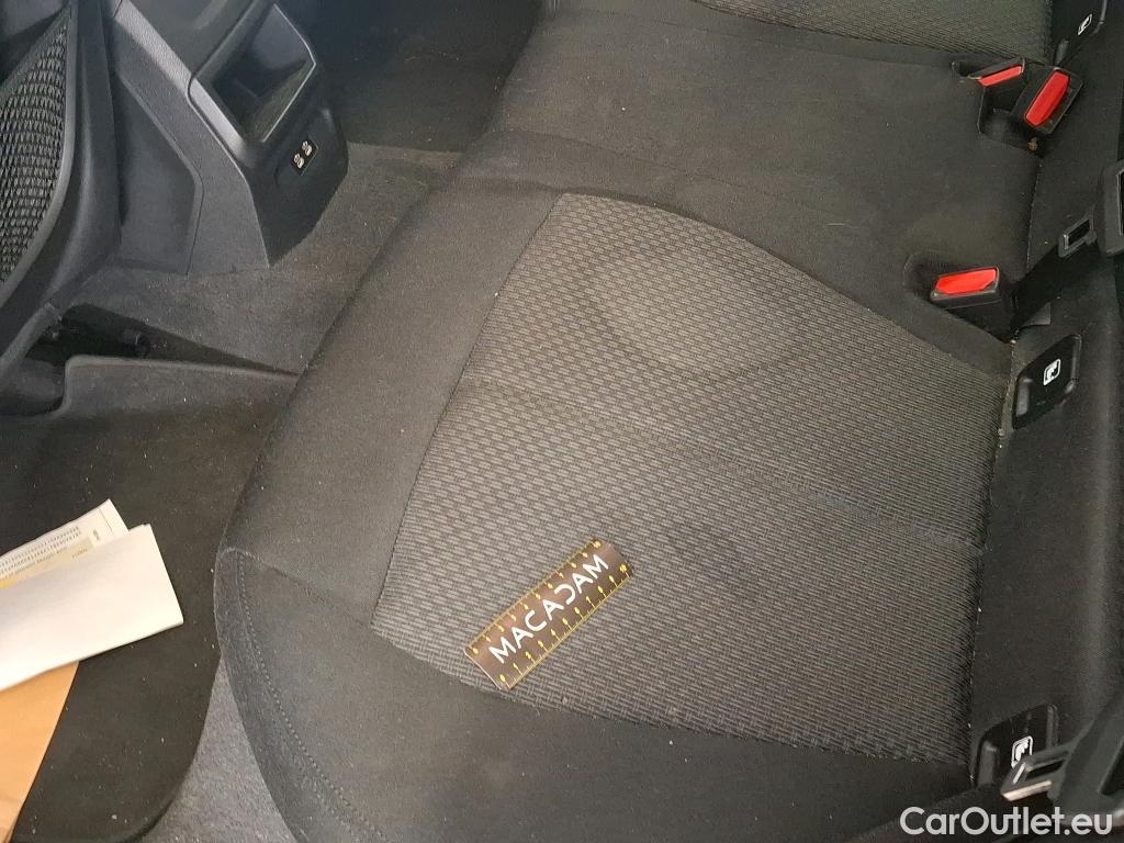  Bmw  Serie 1 BMW Série 1 2019 5P Berline 15 116D Business Design #56