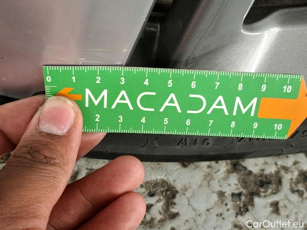  Peugeot  308 PEUGEOT  SW  2017  5P  Break BlueHDi 130 Allure Business #44