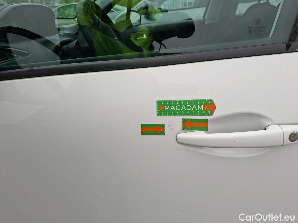  Peugeot  208  Active 1.2 PureTech 70CV BVM5 E6 #35