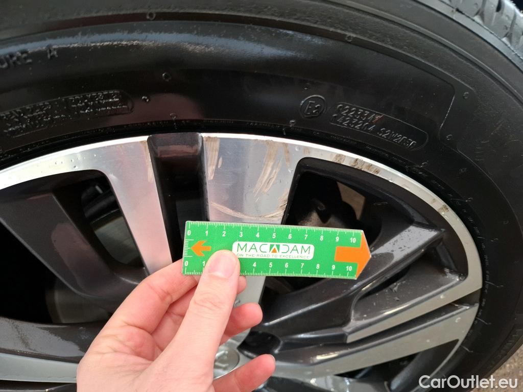  Peugeot  3008  II Allure Pack 1.5 HDi 130CV BVA8 E6d #18