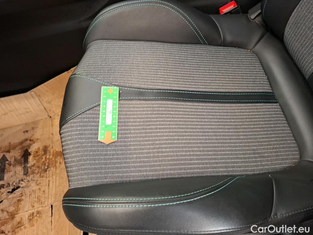  Peugeot  3008  II Allure Pack 1.5 HDi 130CV BVA8 E6d #19