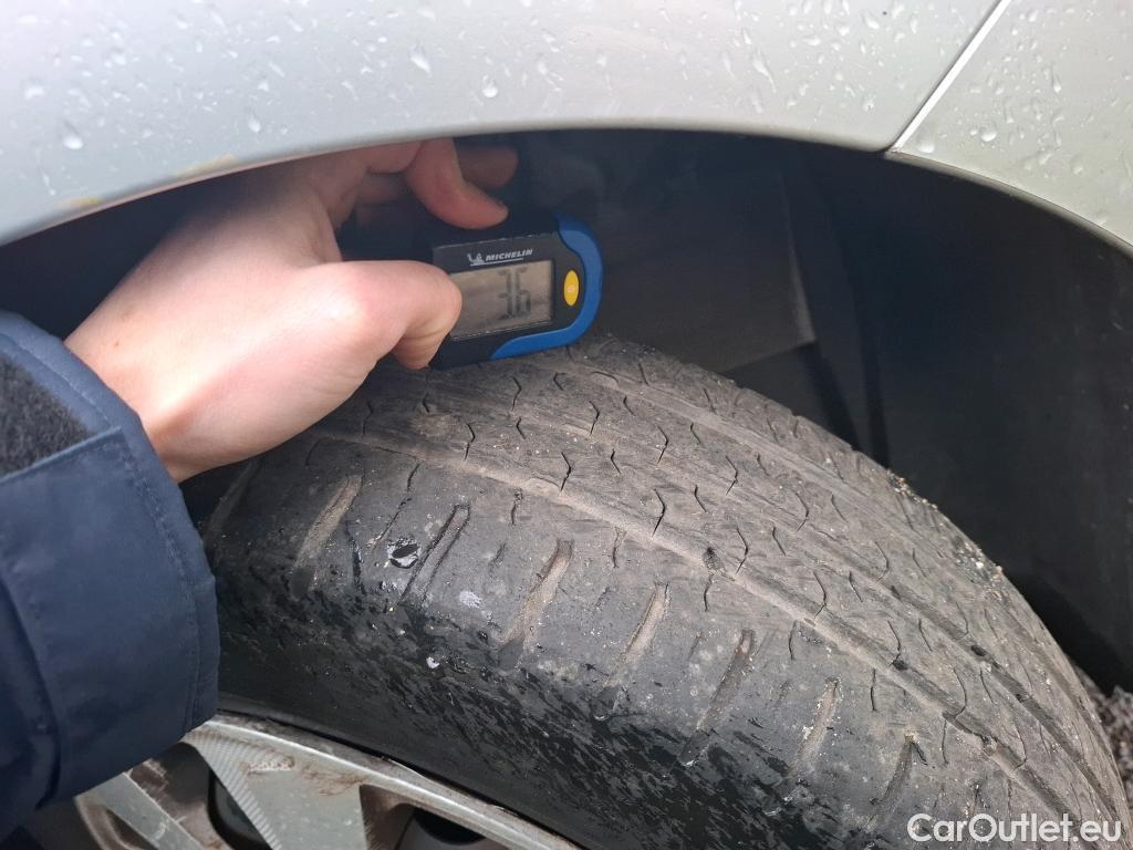  Peugeot  108  Active 1.0 70CV BVM5 E6d #4