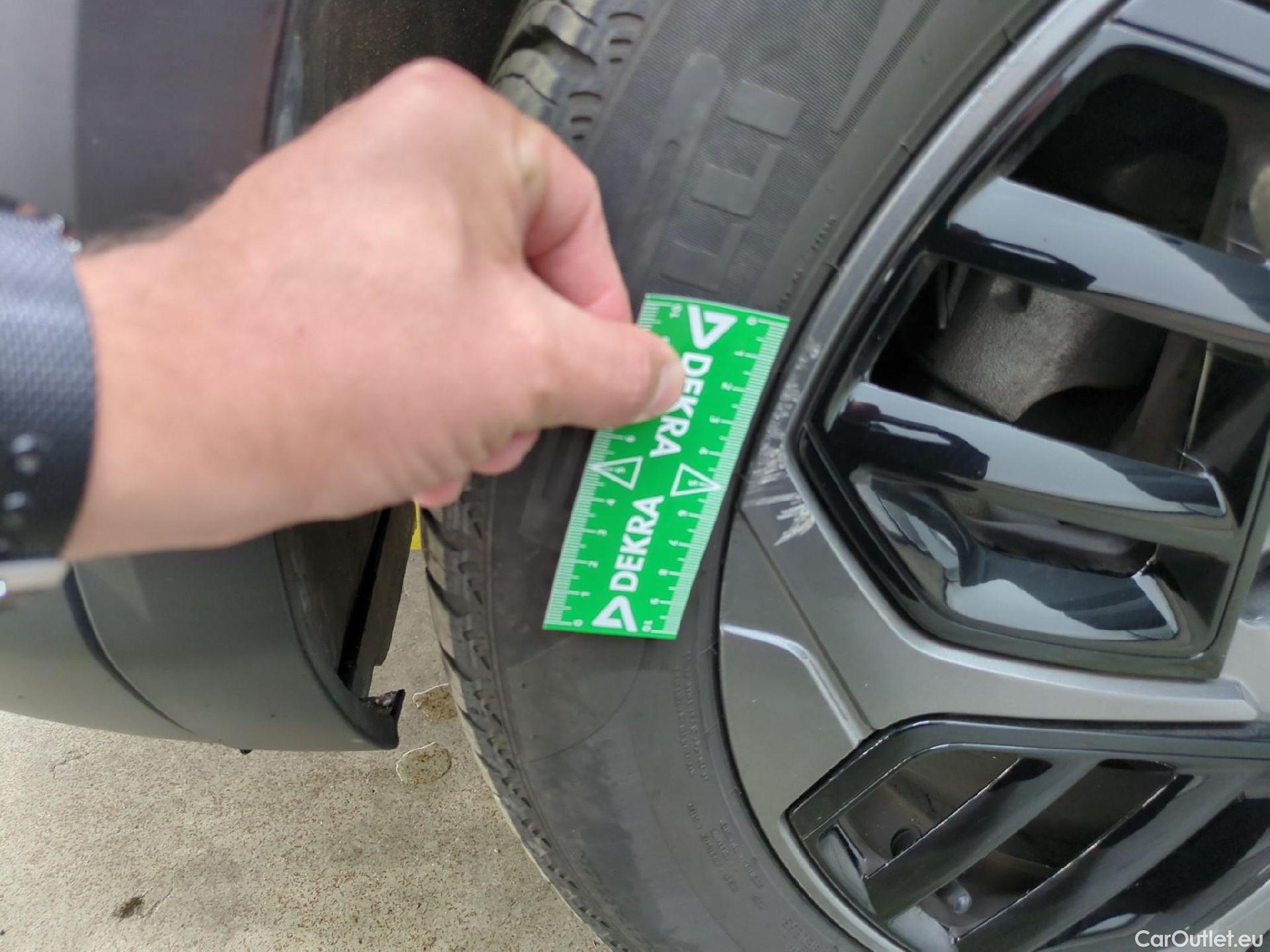  Citroen  C4  X Feel Pack 1.2 PureTech 130CV BVA8 6E #13