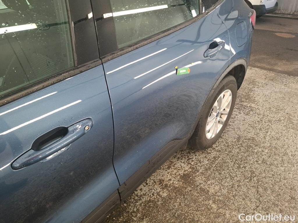  Ford  Kuga FORD  / 2019 / 5P / SUV 2.5 190 hybrid Flexifuel Pshift Titanium #3