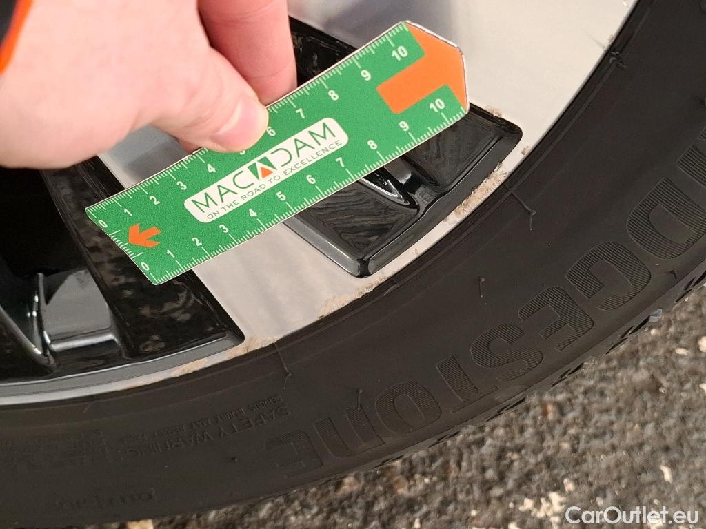  Mercedes  A-Klasse MERCEDES-BENZ Classe A Compact / 2018 / 5P / Berline A 180 d Business Line 8G-DCT #11