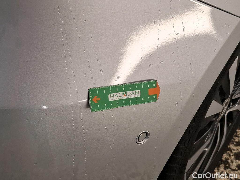  Mercedes  A-Klasse MERCEDES-BENZ Classe A Compact / 2018 / 5P / Berline A 180 d Business Line 8G-DCT #19