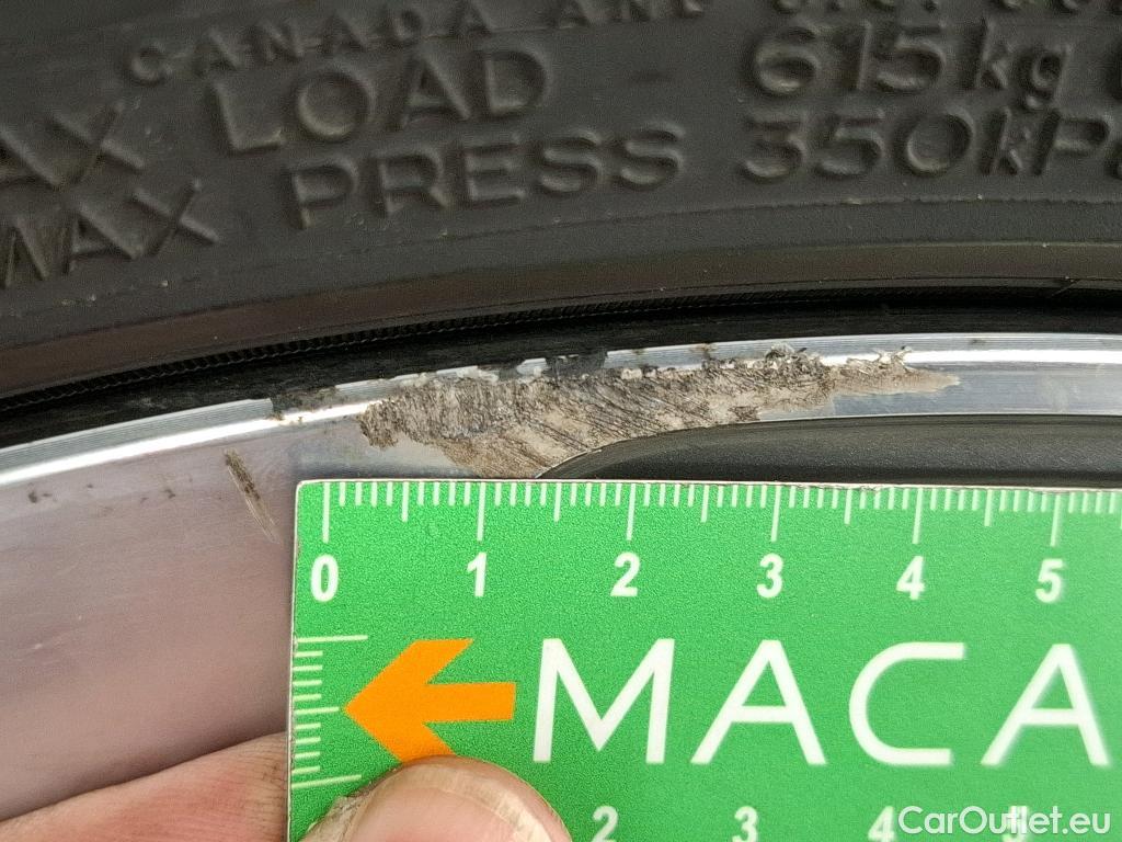  Peugeot  308 PEUGEOT  SW  2017  5P  Break BlueHDi 130 Allure Business #37