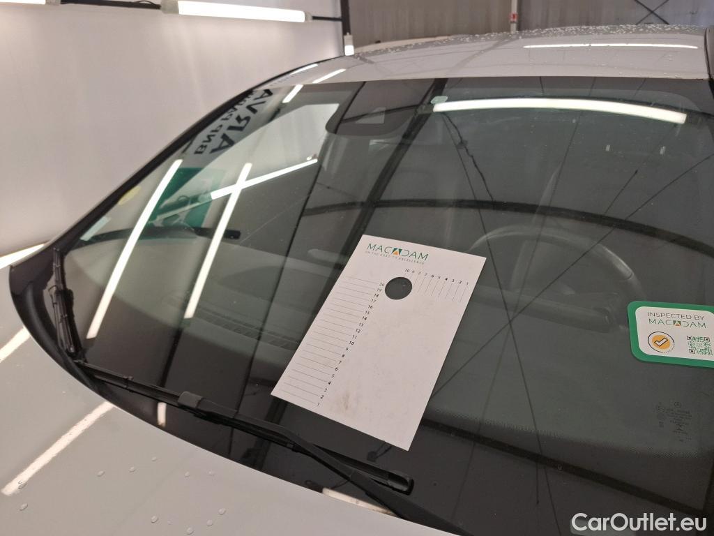  Mercedes  A-Klasse MERCEDES-BENZ Classe A Compact / 2018 / 5P / Berline A 180 d Business Line 8G-DCT #1