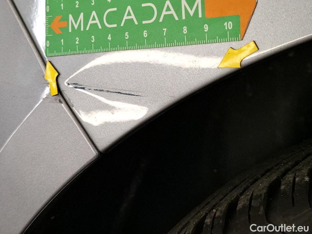  Peugeot  308 PEUGEOT  SW  2017  5P  Break BlueHDi 130 Allure Business #19