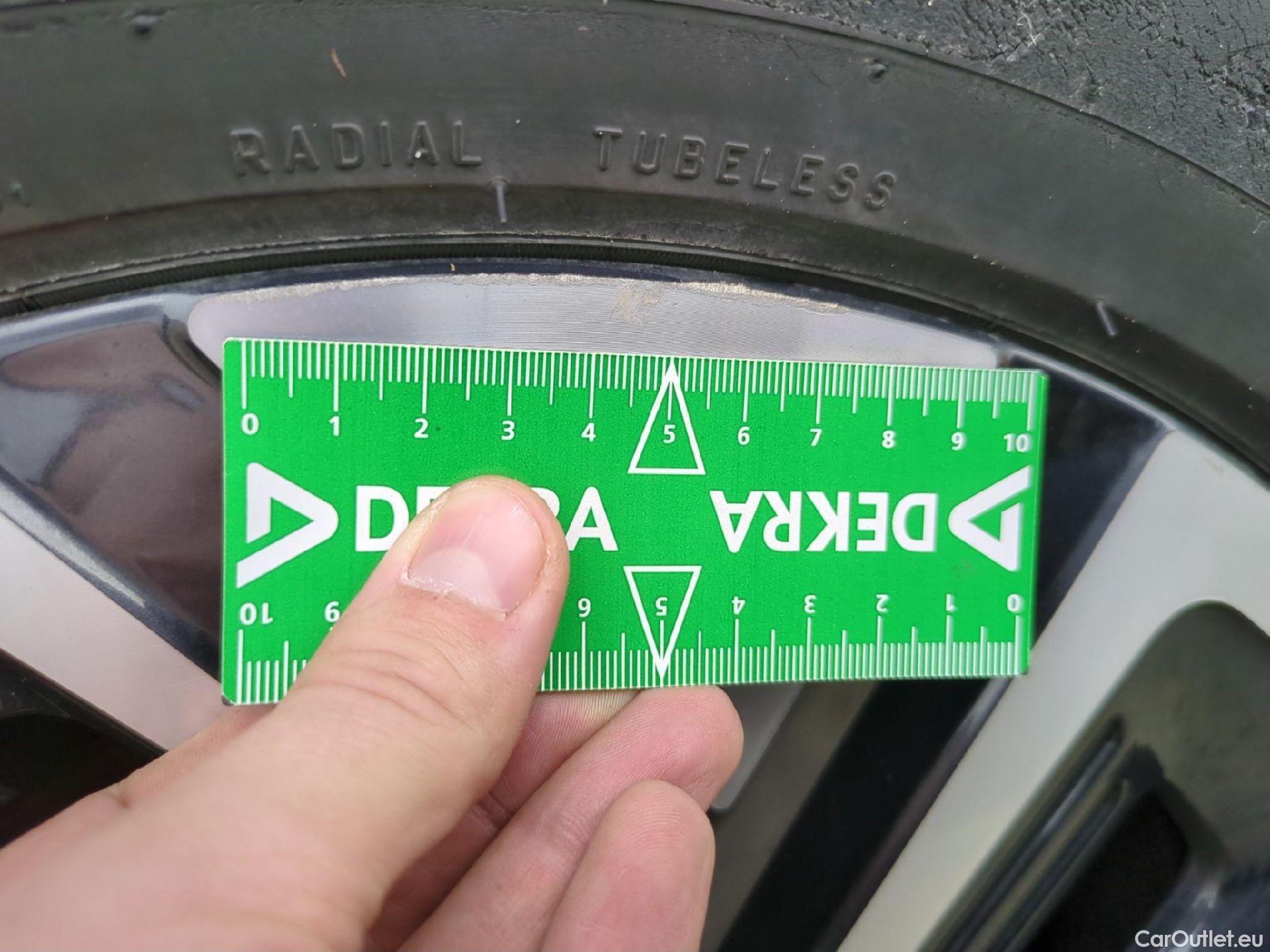  Hyundai  Konna Kona Business Electrique 2WD 64kWh BVA #25