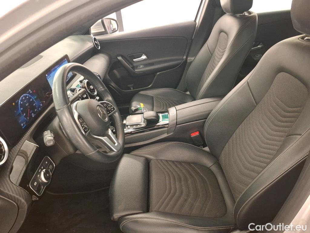  Mercedes  A-Klasse MERCEDES-BENZ Classe A Compact / 2018 / 5P / Berline A 180 d Business Line 8G-DCT #13