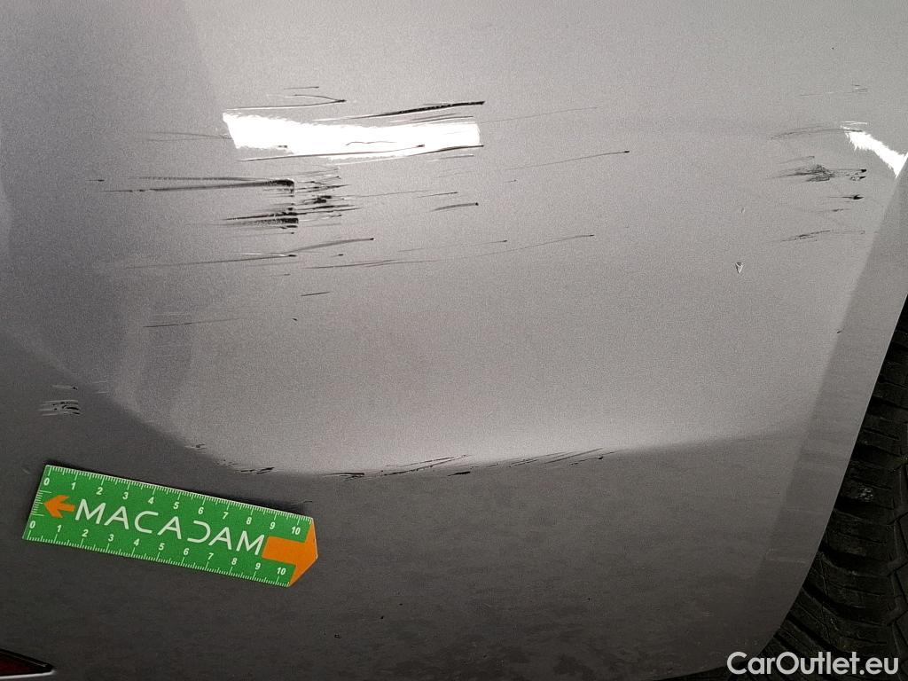  Peugeot  308 PEUGEOT  SW  2017  5P  Break BlueHDi 130 Allure Business #31