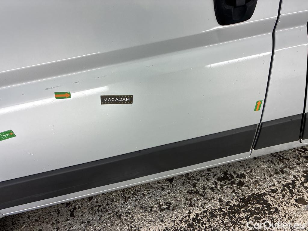  Citroen  Jumper CITROEN  / 2014 / 4P / Fourgon tôlé 30 L1H1 BlueHDi 130 BVM6 Business #44