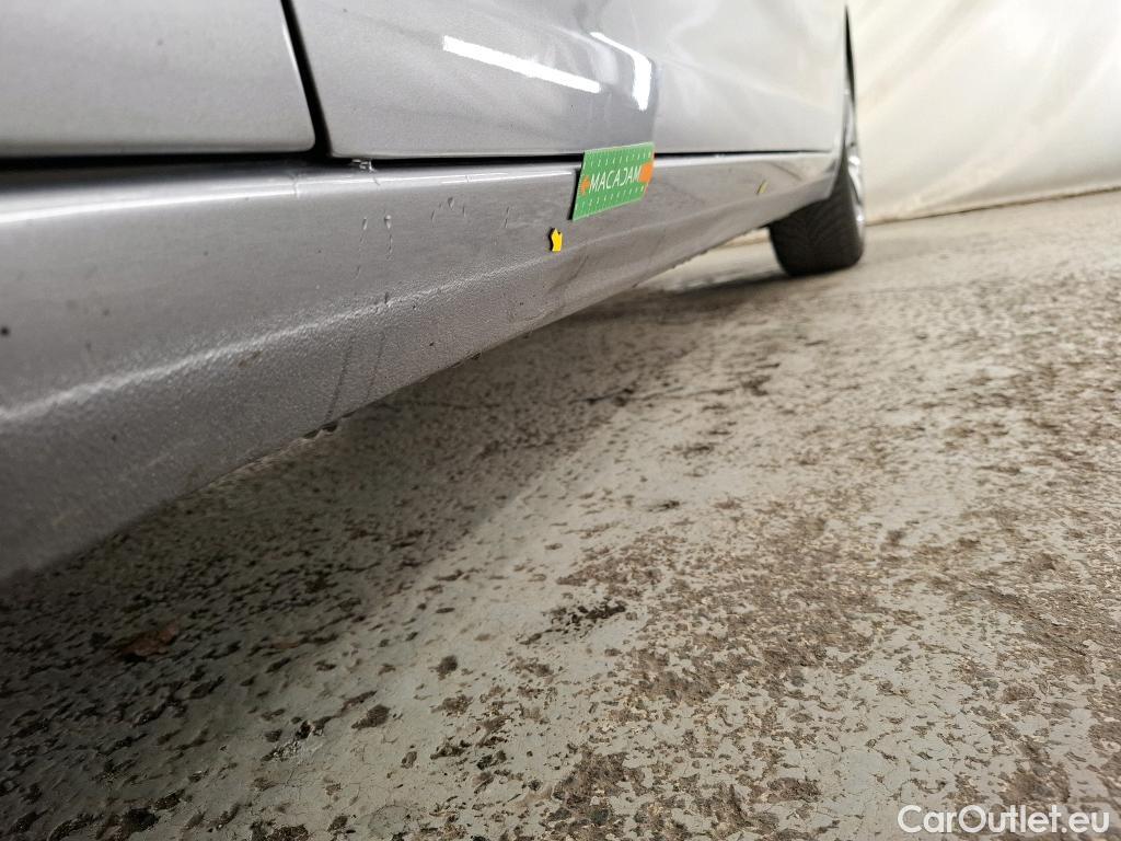  Peugeot  308 PEUGEOT  SW  2017  5P  Break BlueHDi 130 Allure Business #20