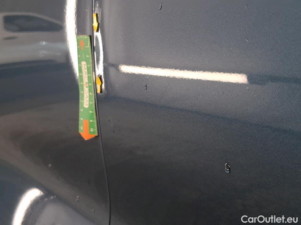  Ford  Kuga FORD  / 2019 / 5P / SUV 2.5 190 hybrid Flexifuel Pshift Titanium #16