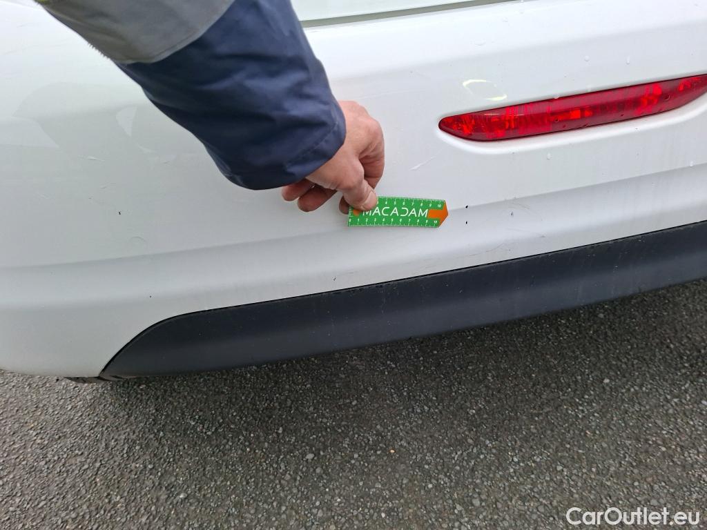  Peugeot  208  Active 1.2 PureTech 70CV BVM5 E6 #14