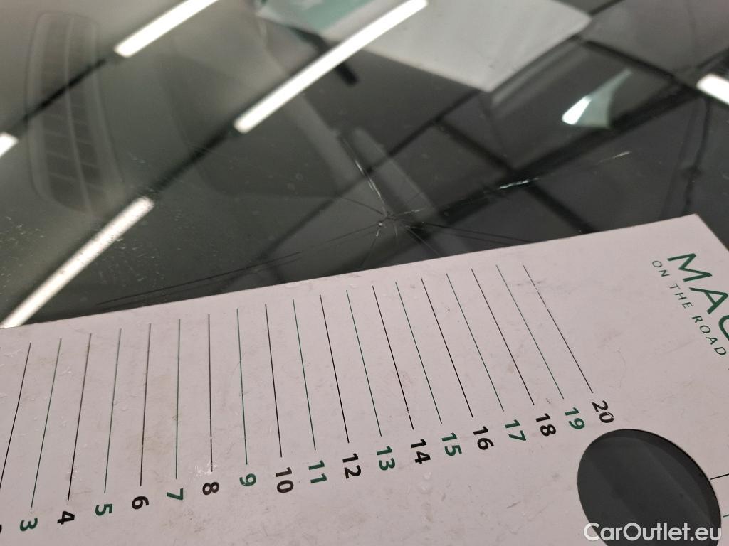  Mercedes  A-Klasse MERCEDES-BENZ Classe A Compact / 2018 / 5P / Berline A 180 d Business Line 8G-DCT #2