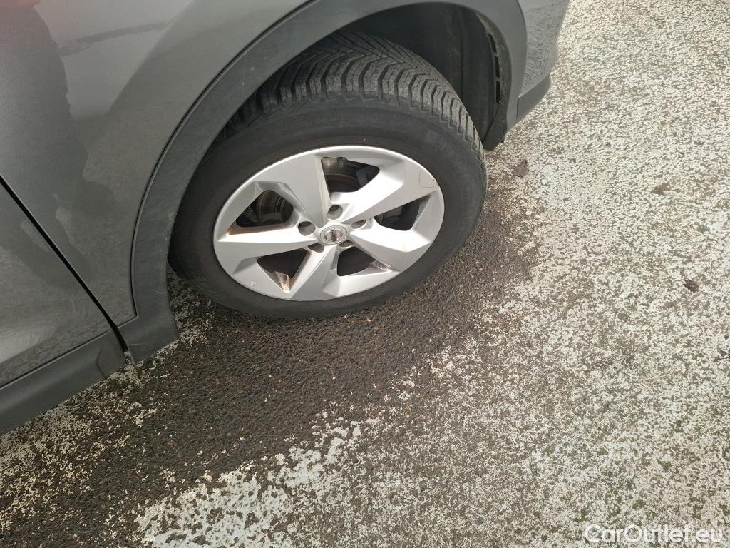  Nissan  Qashqai NISSAN  / 2017 / 5P / Crossover 1.5 DCI 115 DCT Business Edition #3