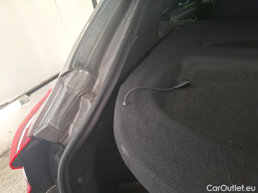  Nissan  Qashqai NISSAN  / 2017 / 5P / Crossover 1.5 DCI 115 DCT Business Edition #8