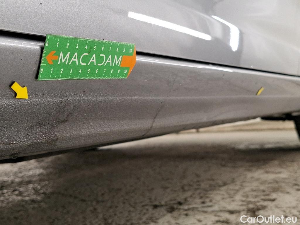  Peugeot  308 PEUGEOT  SW  2017  5P  Break BlueHDi 130 Allure Business #22