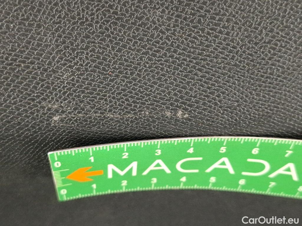  Peugeot  308 PEUGEOT  SW  2017  5P  Break BlueHDi 130 Allure Business #80