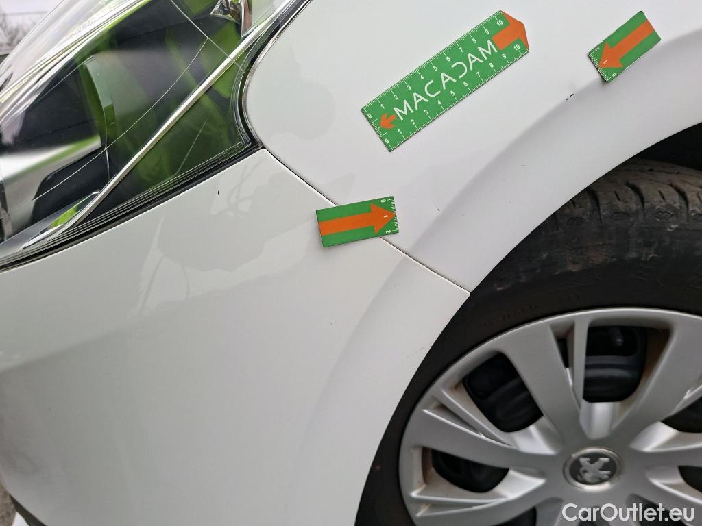  Peugeot  208  Active 1.2 PureTech 70CV BVM5 E6 #25