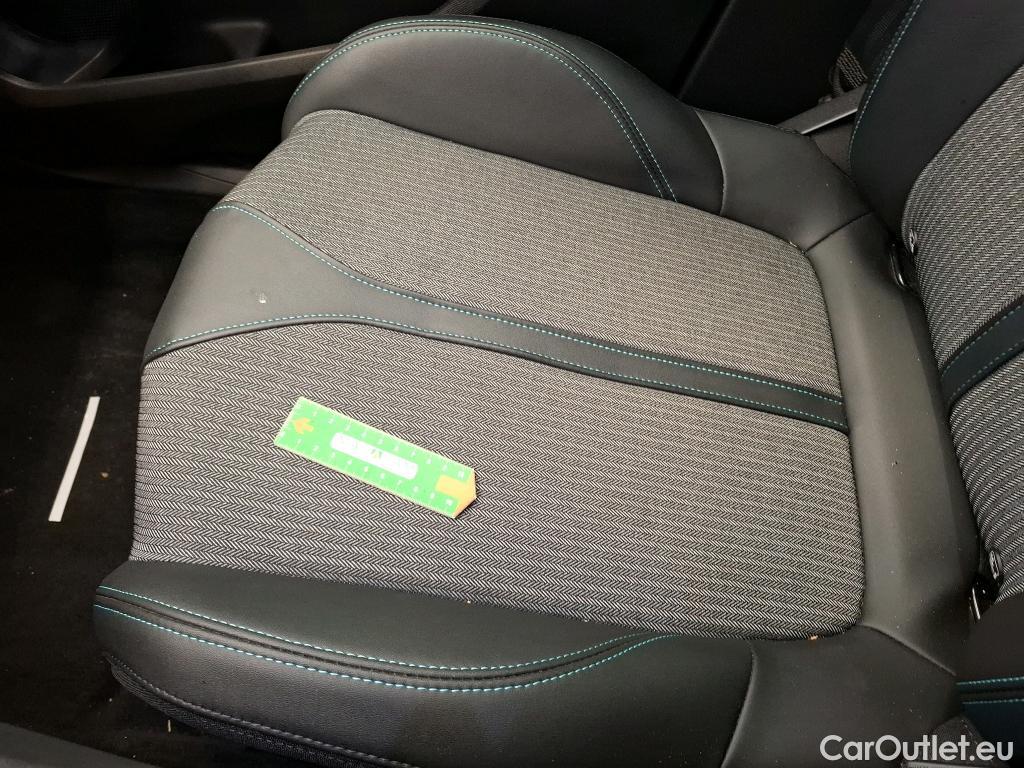  Peugeot  3008  II Allure Pack 1.5 HDi 130CV BVA8 E6d #23