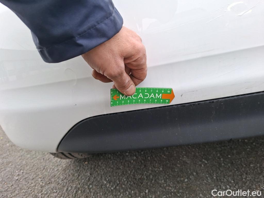  Peugeot  208  Active 1.2 PureTech 70CV BVM5 E6 #17