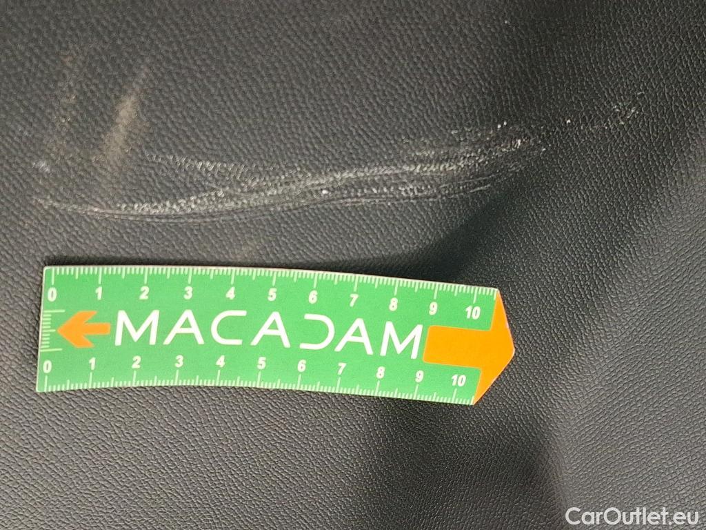  Peugeot  308 PEUGEOT  SW  2017  5P  Break BlueHDi 130 Allure Business #79