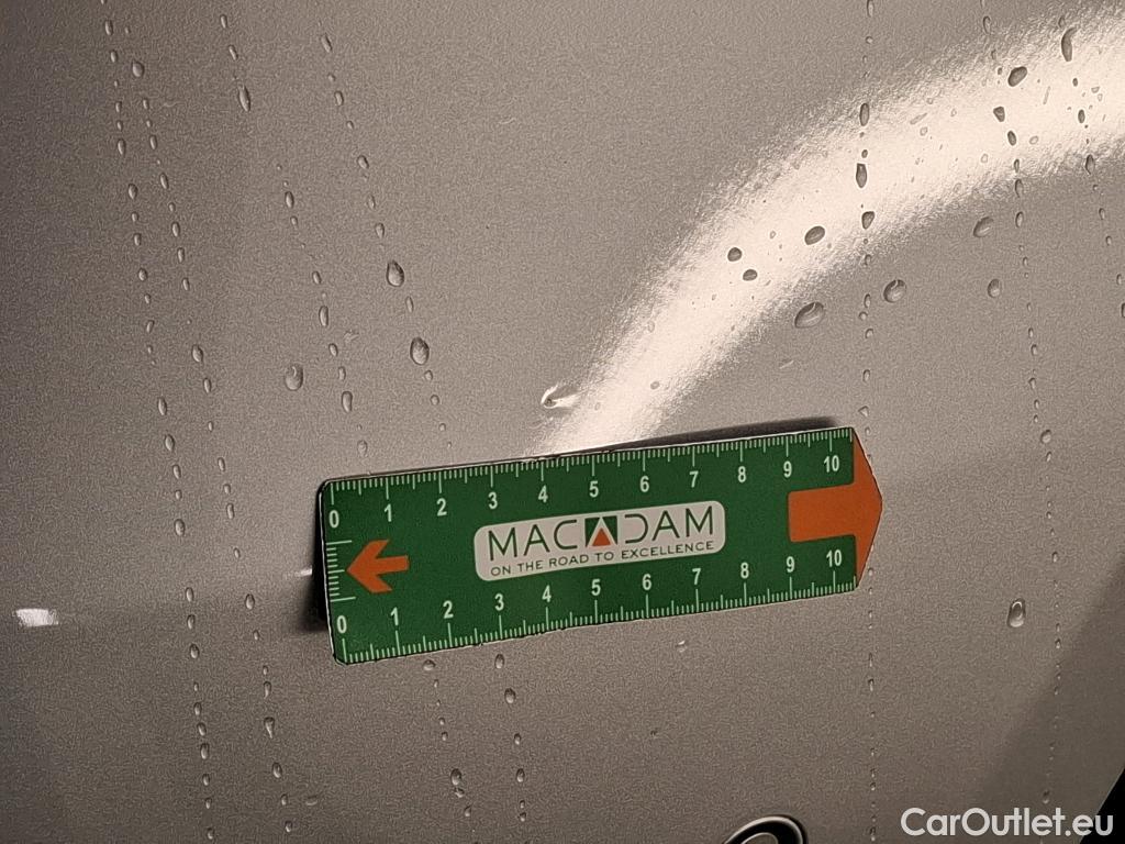  Mercedes  A-Klasse MERCEDES-BENZ Classe A Compact / 2018 / 5P / Berline A 180 d Business Line 8G-DCT #20