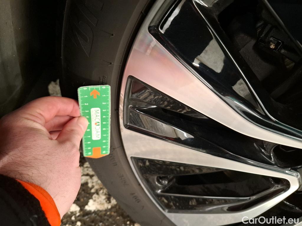  Mercedes  A-Klasse MERCEDES-BENZ Classe A Compact / 2018 / 5P / Berline A 180 d Business Line 8G-DCT #10