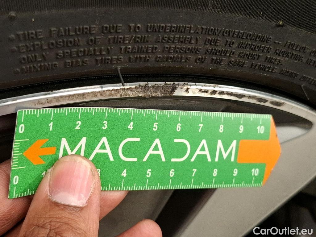  Peugeot  308 PEUGEOT  SW  2017  5P  Break BlueHDi 130 Allure Business #50