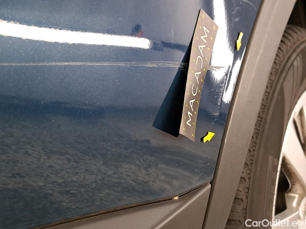  Peugeot  5008  Active Business 1.2 PureTech 130CV BVA8 E6d #18