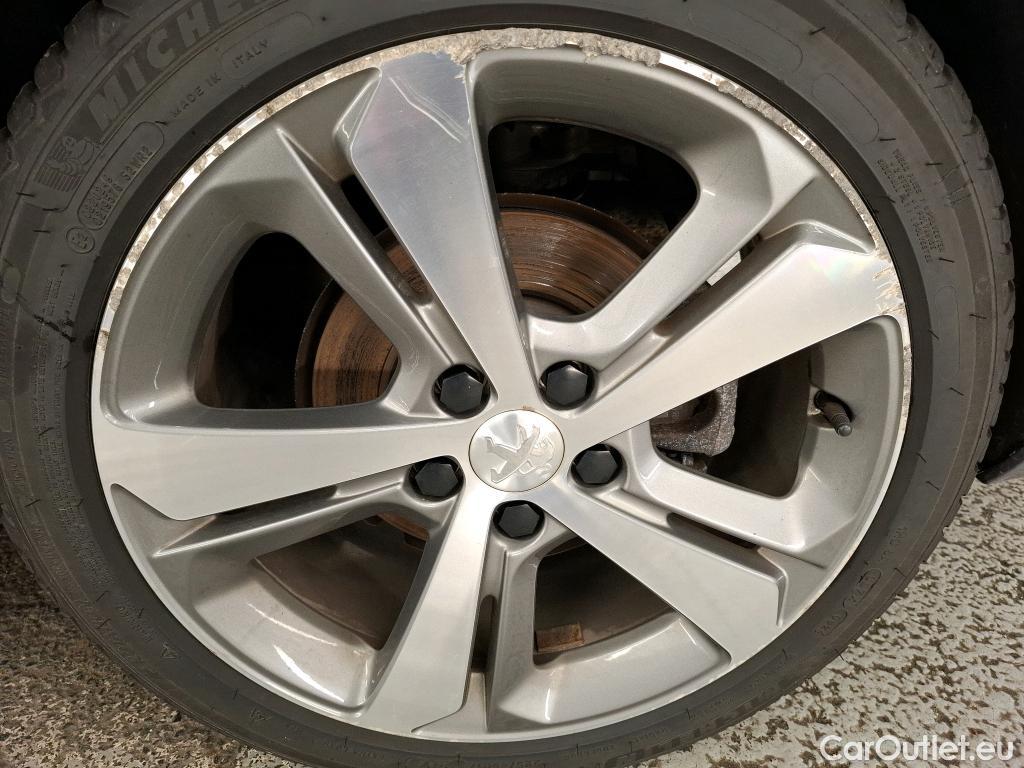  Peugeot  308 PEUGEOT  SW  2017  5P  Break BlueHDi 130 Allure Business #9