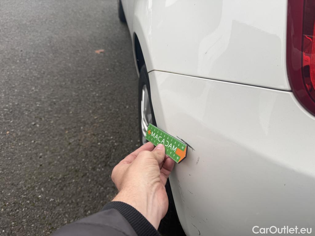  Fiat  500  Berline Lounge 1.2 70CV BVM5 E6 #9