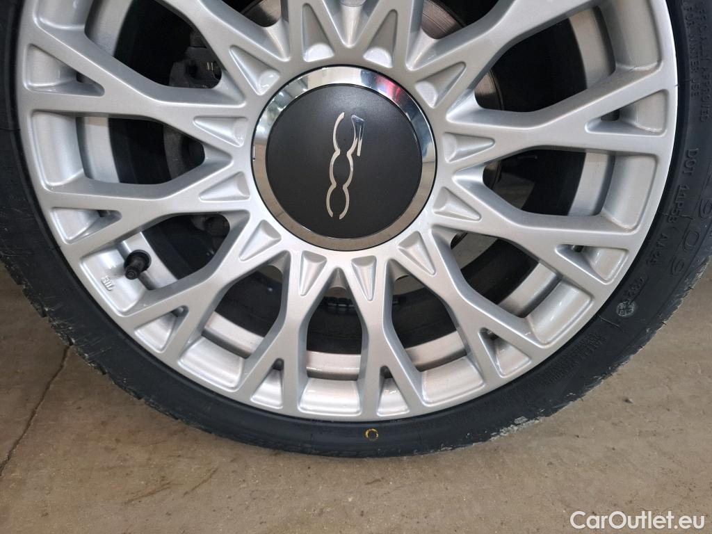  Fiat  500 FIAT  / 2015 / 3P / Berline Hybrid 1.0 BSG 70 ch Dolcevita Plus #5