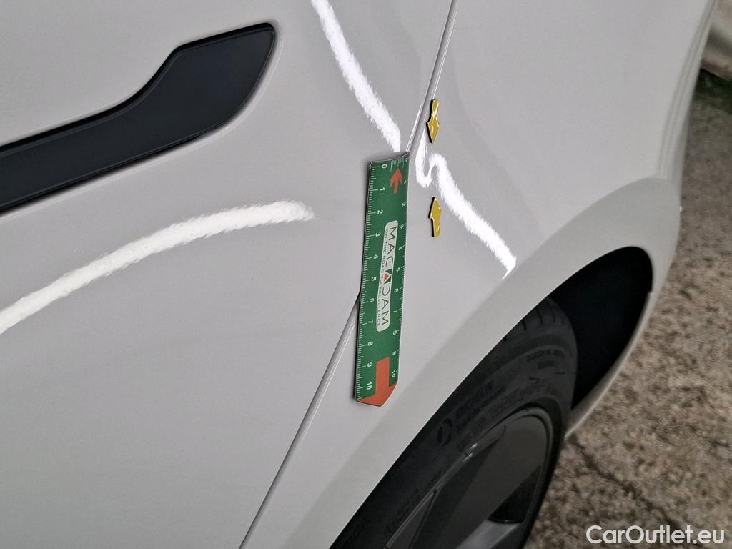  Tesla  Model 3 TESLA  / 2018 / 4P / Berline Autonomie Standard Plus RWD #8