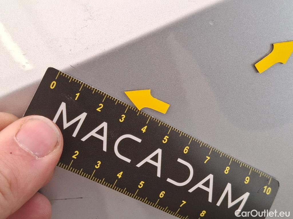  Volkswagen  Golf  VOLKSWAGEN / 2020 / 5P / Berline 2.0 TDI SCR 150 DSG7 Life Busi 1st #24