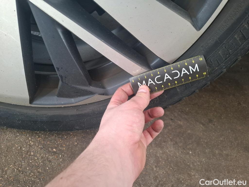  Peugeot  5008  GT 2.0 HDi 180CV BVA8 E6dT #42