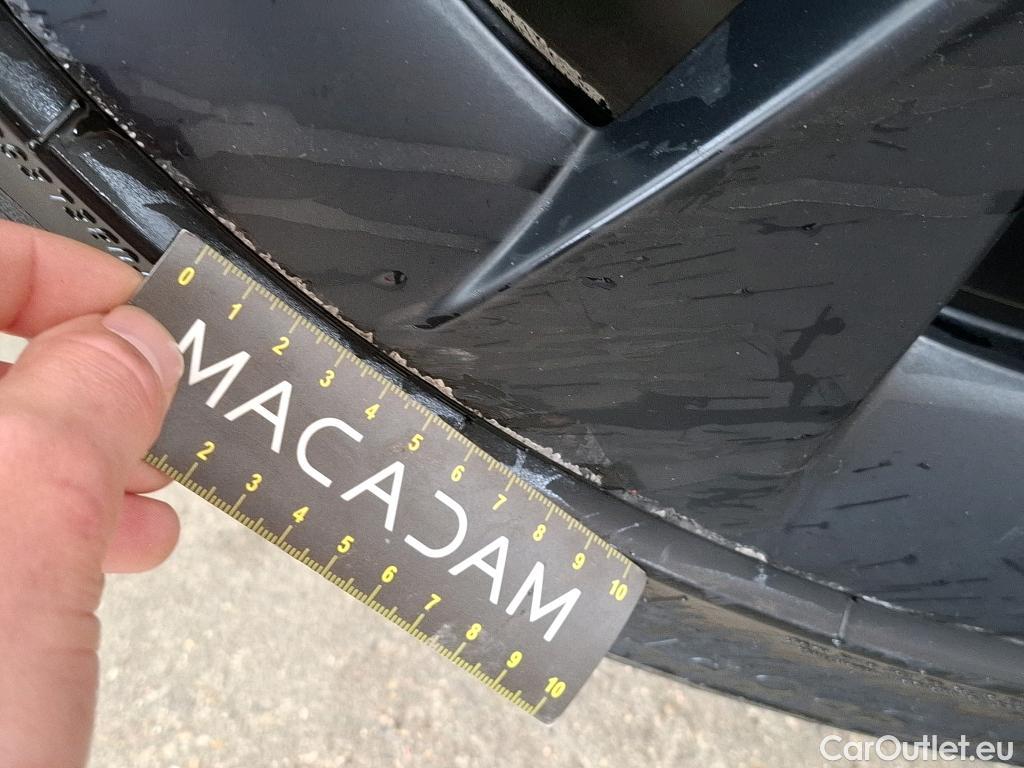  Tesla  Model Y TESLA  / 2020 / 5P / SUV Grand Autonomie Dual Motor AWD #39