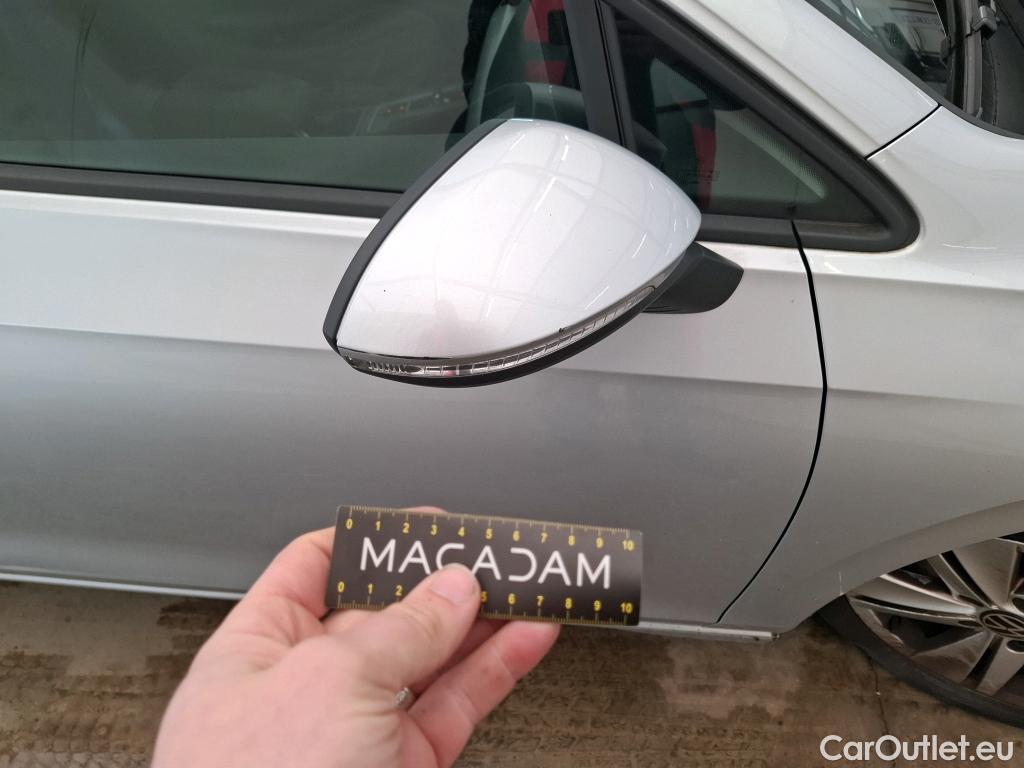  Volkswagen  Golf  VOLKSWAGEN / 2020 / 5P / Berline 2.0 TDI SCR 150 DSG7 Life Busi 1st #66