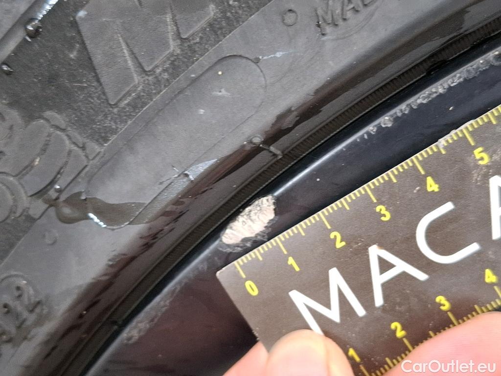  Tesla  Model Y TESLA  / 2020 / 5P / SUV Grand Autonomie Dual Motor AWD #34