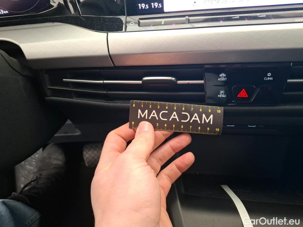  Volkswagen  Golf  VOLKSWAGEN / 2020 / 5P / Berline 2.0 TDI SCR 150 DSG7 Life Busi 1st #26